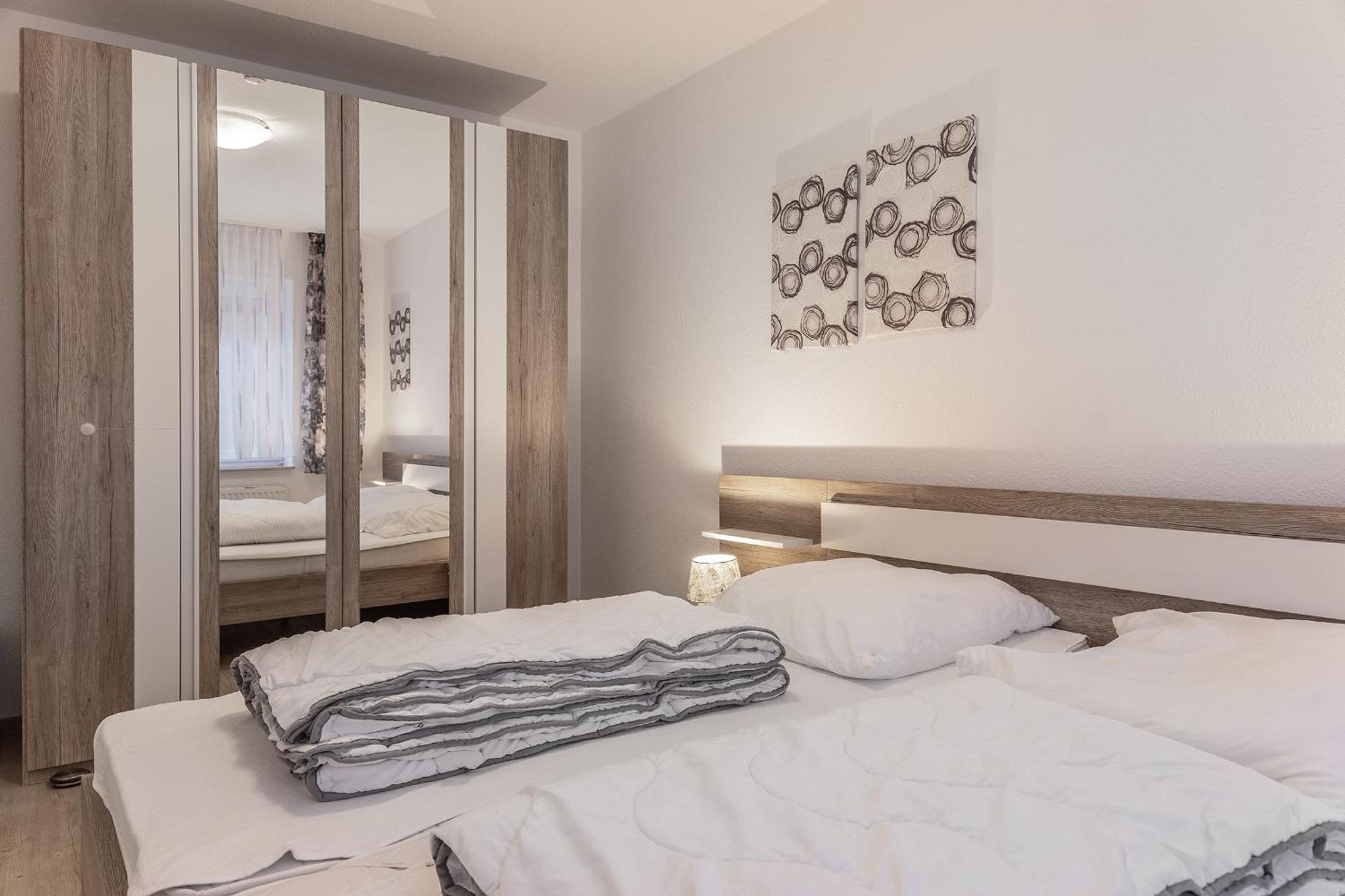 50180... Apartment Harlesiel Bagian luar foto